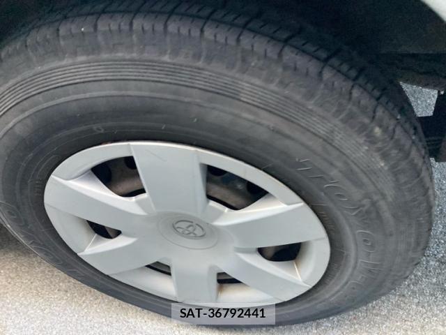 Toyota REGIUSACE VAN 2012-04 8231602-11