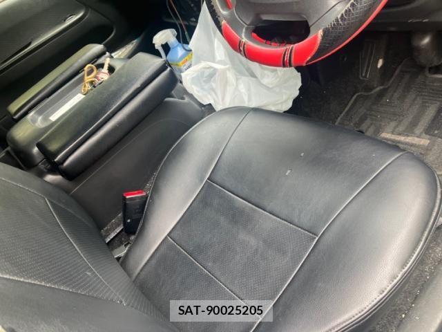 Toyota REGIUSACE VAN 2014-07 8246514-12