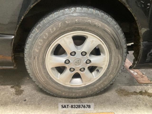 Toyota REGIUSACE VAN 2011-08 8246513-4