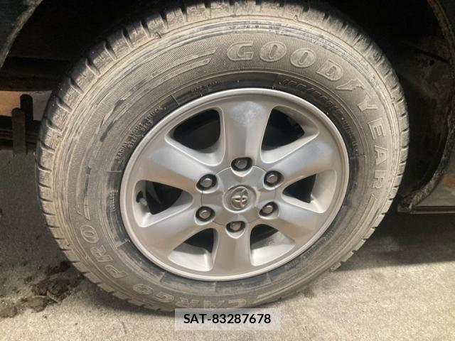 Toyota REGIUSACE VAN 2011-08 8246513-5