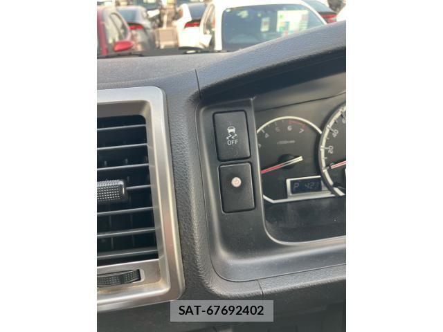 Toyota REGIUSACE VAN 2019-02 8246511-23