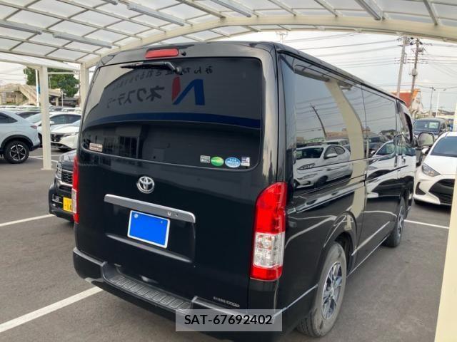 Toyota REGIUSACE VAN 2019-02 8246511-3