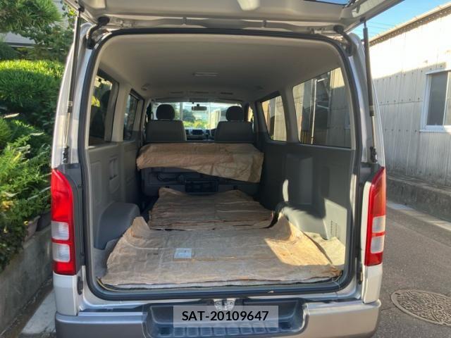 Toyota REGIUSACE VAN 2005-09 8316706-10