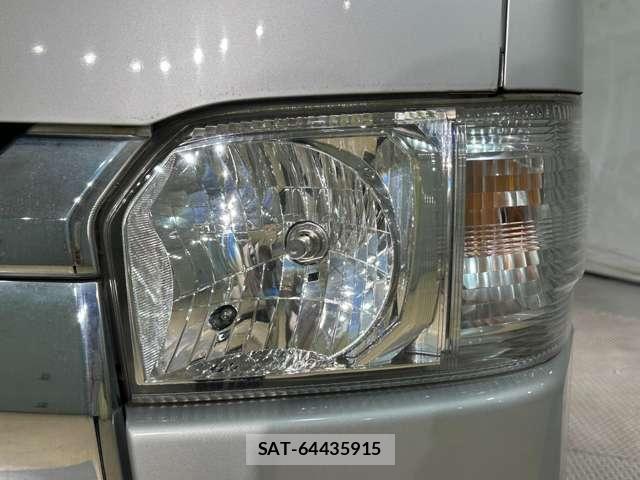 Toyota REGIUSACE VAN 2017-06 8355484-23