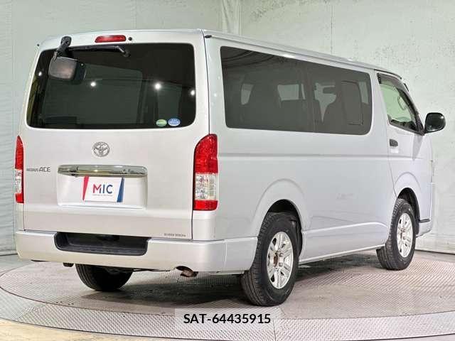 Toyota REGIUSACE VAN 2017-06 8355484-4