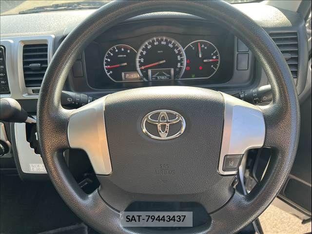 Toyota REGIUSACE VAN 2019-07 8368332-19