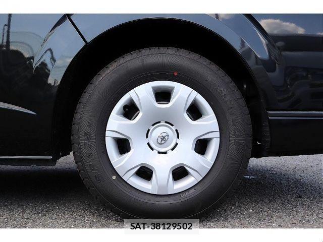 Toyota REGIUSACE VAN 2010-01 8368333-18