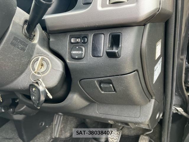 Toyota REGIUSACE VAN 2006-10 8414686-12