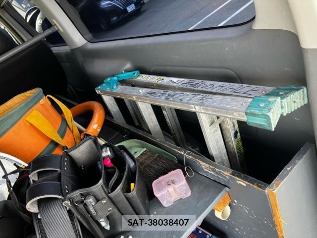 Toyota REGIUSACE VAN 2006-10 8414686-15