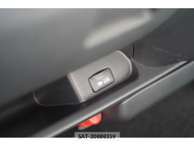 Toyota REGIUSACE VAN 2011-01 8414683-1