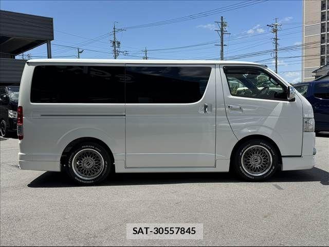 Toyota REGIUSACE VAN 2018-11 8414679-12