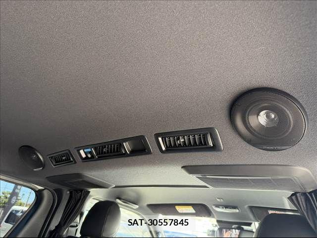 Toyota REGIUSACE VAN 2018-11 8414679-16