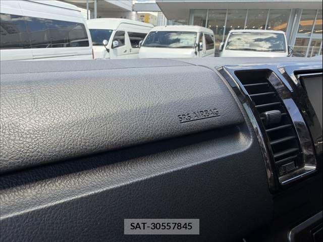 Toyota REGIUSACE VAN 2018-11 8414679-17