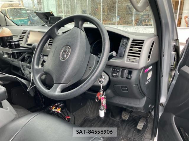 Toyota REGIUSACE VAN 2006-02 8414684-14