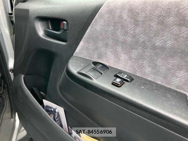 Toyota REGIUSACE VAN 2006-02 8414684-15