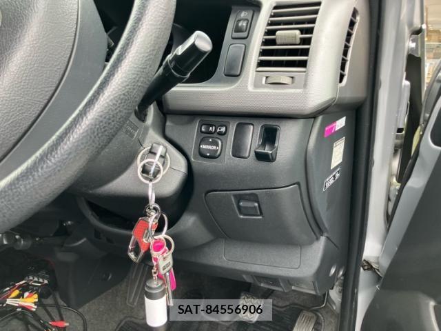 Toyota REGIUSACE VAN 2006-02 8414684-16
