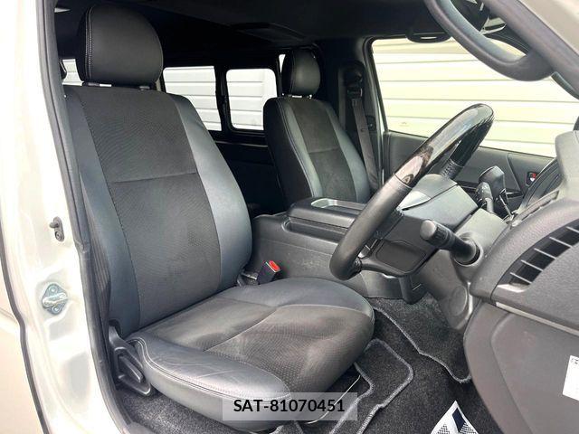 Toyota REGIUSACE VAN 2019-01 8526986-10