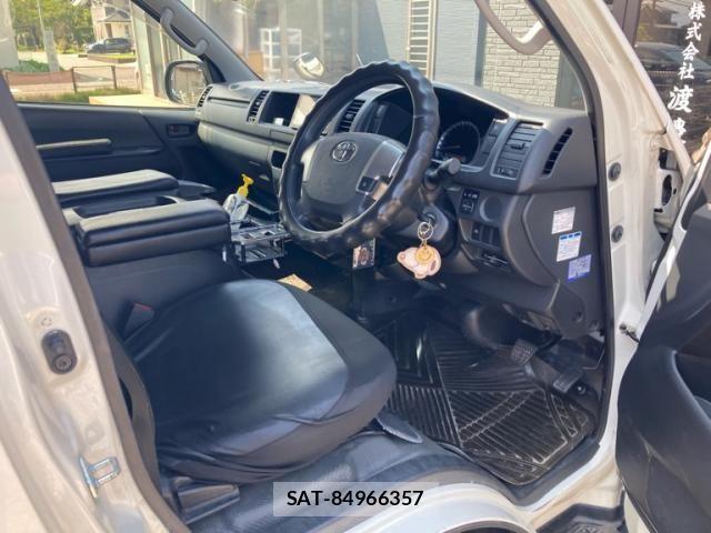 Toyota REGIUSACE VAN 2019-03 8563385-3