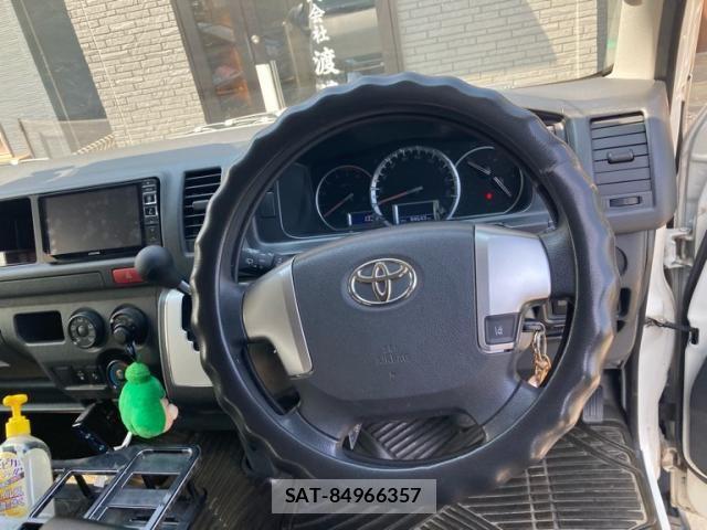 Toyota REGIUSACE VAN 2019-03 8563385-8