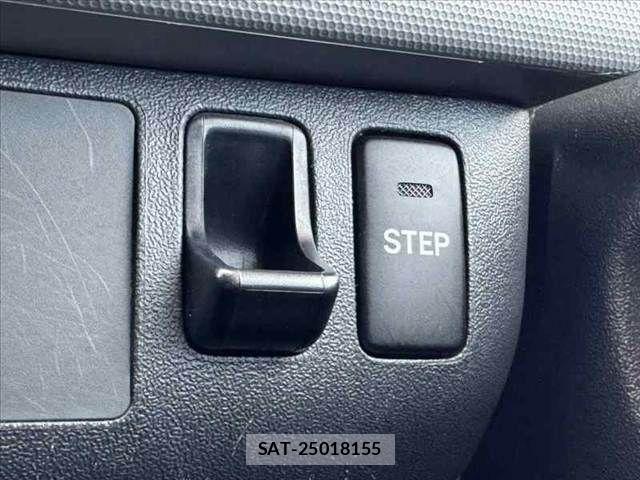Toyota REGIUSACE VAN 2011-07 8666822-20