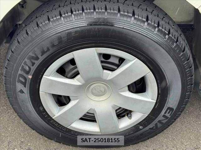 Toyota REGIUSACE VAN 2011-07 8666822-27