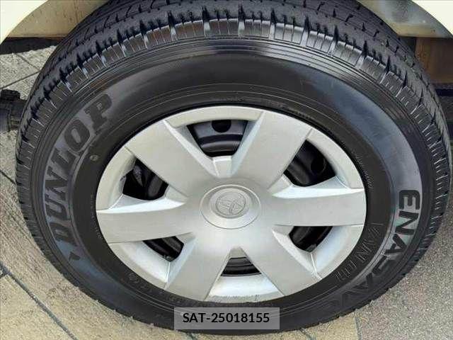Toyota REGIUSACE VAN 2011-07 8666822-29