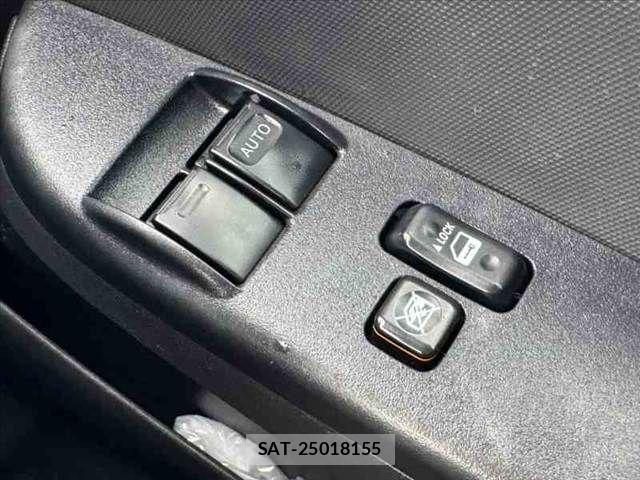 Toyota REGIUSACE VAN 2011-07 8666822-6