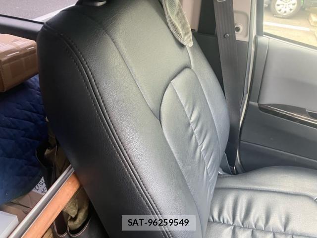 Toyota REGIUSACE VAN 2016-01 8661263-18