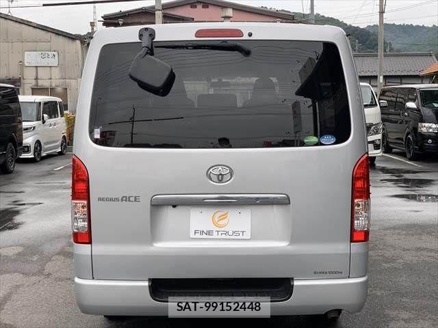 Toyota REGIUSACE VAN 2015-07 8661265-16