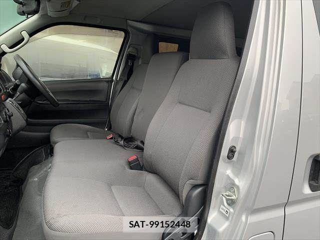 Toyota REGIUSACE VAN 2015-07 8661265-28