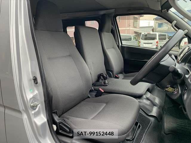 Toyota REGIUSACE VAN 2015-07 8661265-6