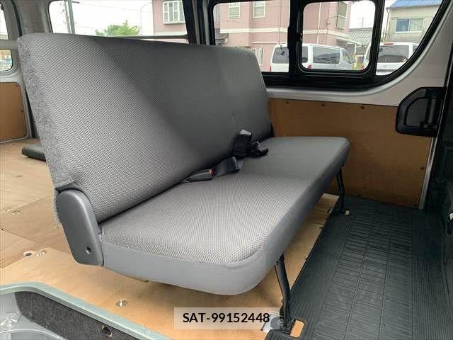 Toyota REGIUSACE VAN 2015-07 8661265-7