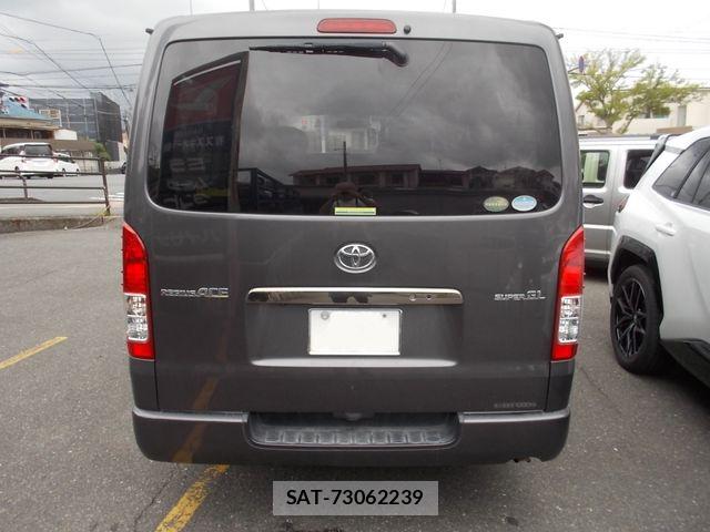 Toyota REGIUSACE VAN 2015-03 8745521-9