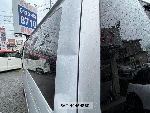 Toyota REGIUSACE VAN 2018-10 8781836-8