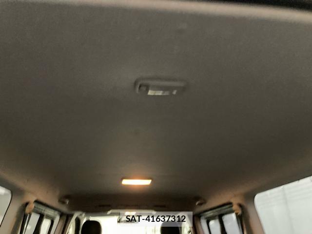Toyota REGIUSACE VAN 2017-05 8781834-9