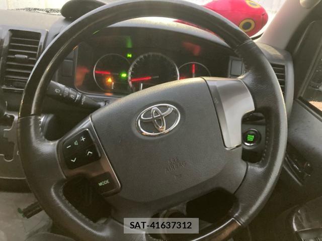 Toyota REGIUSACE VAN 2017-05 8781834-12