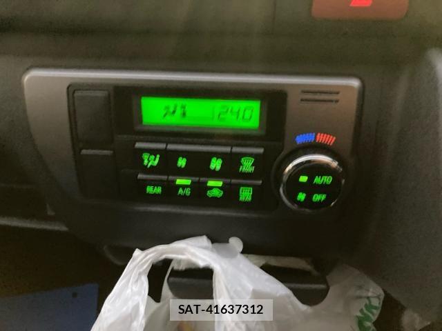 Toyota REGIUSACE VAN 2017-05 8781834-15