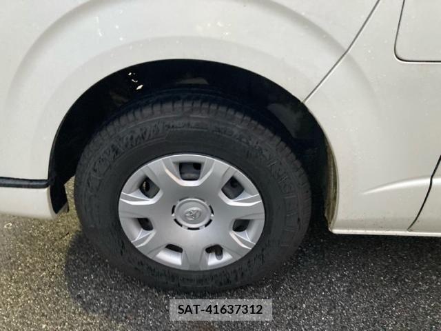 Toyota REGIUSACE VAN 2017-05 8781834-7