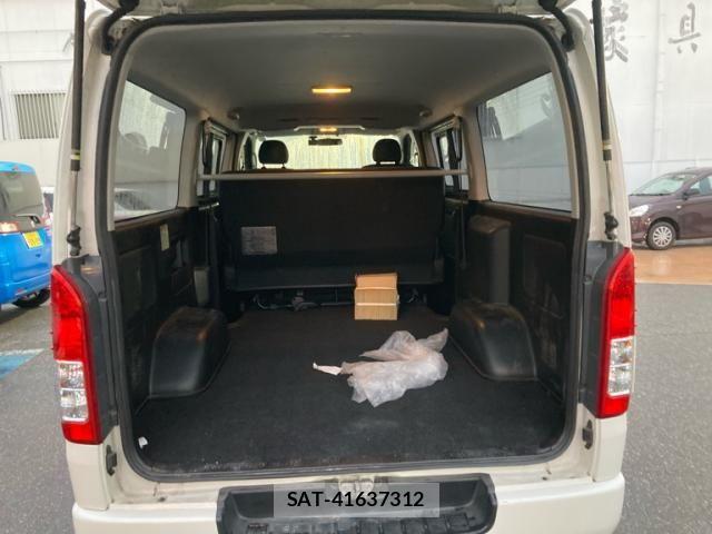 Toyota REGIUSACE VAN 2017-05 8781834-8