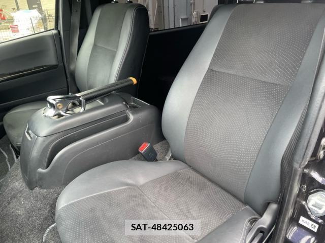 Toyota REGIUSACE VAN 2019-12 8831300-13