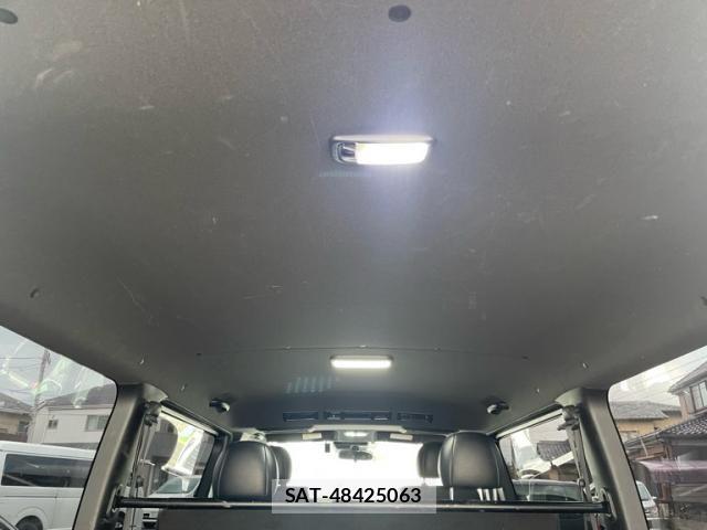 Toyota REGIUSACE VAN 2019-12 8831300-18
