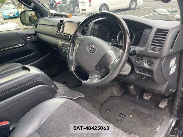 Toyota REGIUSACE VAN 2019-12 8831300-19