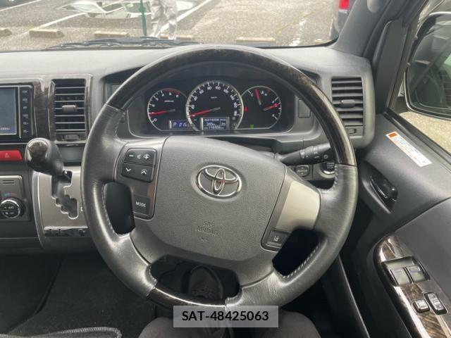 Toyota REGIUSACE VAN 2019-12 8831300-22