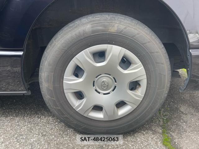 Toyota REGIUSACE VAN 2019-12 8831300-4
