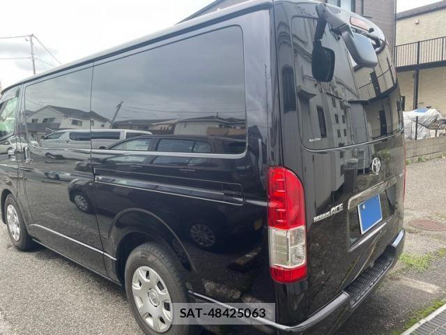 Toyota REGIUSACE VAN 2019-12 8831300-7