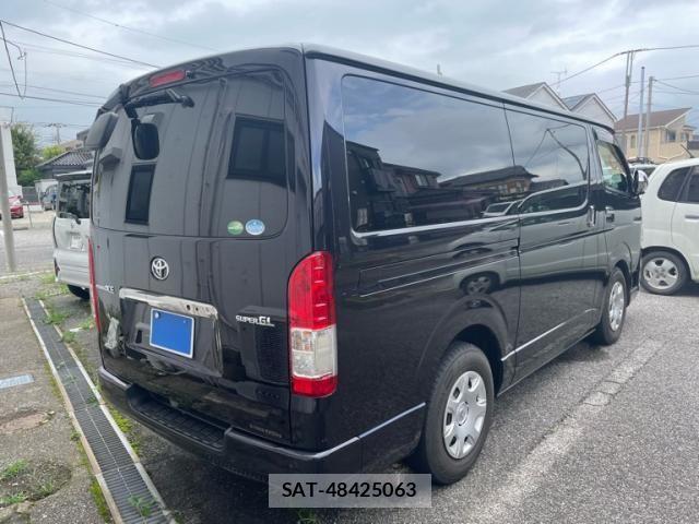 Toyota REGIUSACE VAN 2019-12 8831300-8