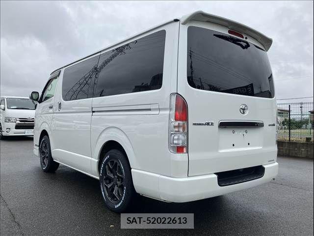 Toyota REGIUSACE VAN 2017-12 8831299-7