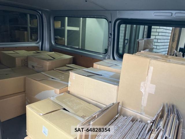 Toyota REGIUSACE VAN 2011-11 8831303-10