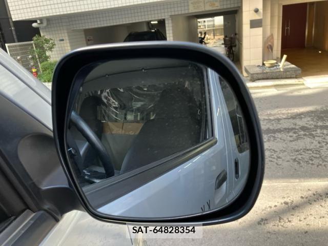 Toyota REGIUSACE VAN 2011-11 8831303-13
