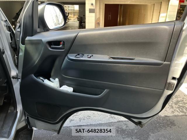 Toyota REGIUSACE VAN 2011-11 8831303-14